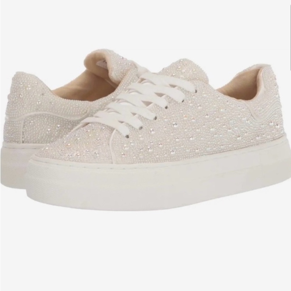 Betsey Johnson Sidny Pearl Platform Sneakers 7.5